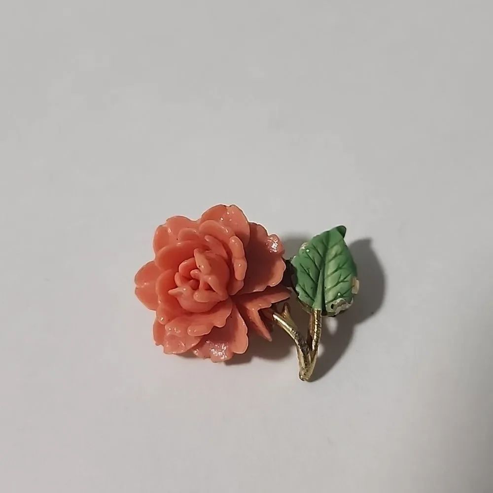 Vintage Floral Brooch with Coral and Green Accents